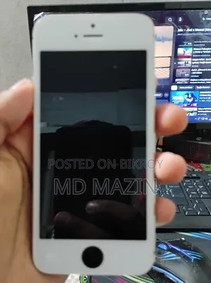 Apple iPhone 5 64 GB White