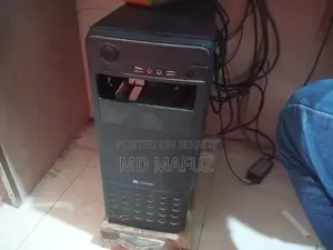 Desktop Computer Asus 4GB Intel Core I3 HDD 128GB