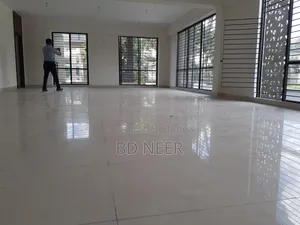 মাদানি এভিনিউতে ৩৫০০ বর্গফুটের অফিস ভাড়ার জন্য