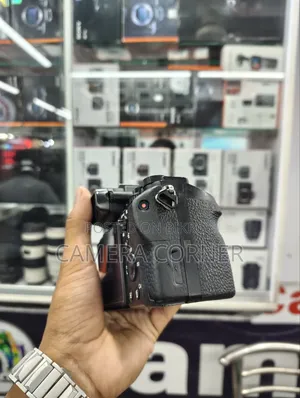সনি এ৭এস মার্ক ২ ক্যামেরা