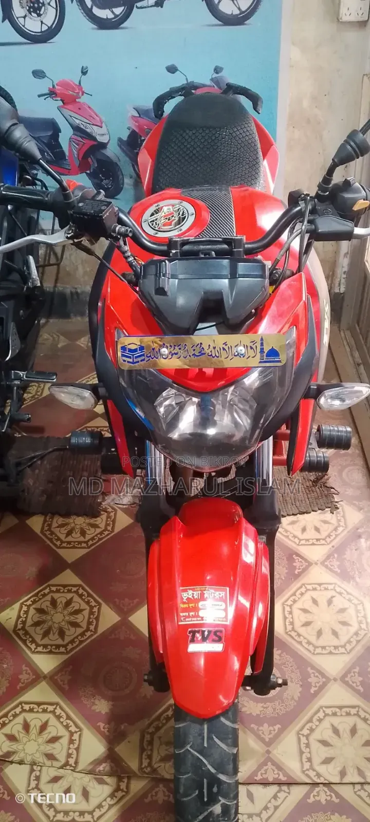 TVS Apache 160 4V 2018 Red