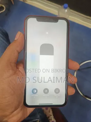 Apple iPhone XR 64 GB Red