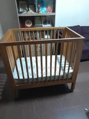 বেবি কট সেল পোস্ট