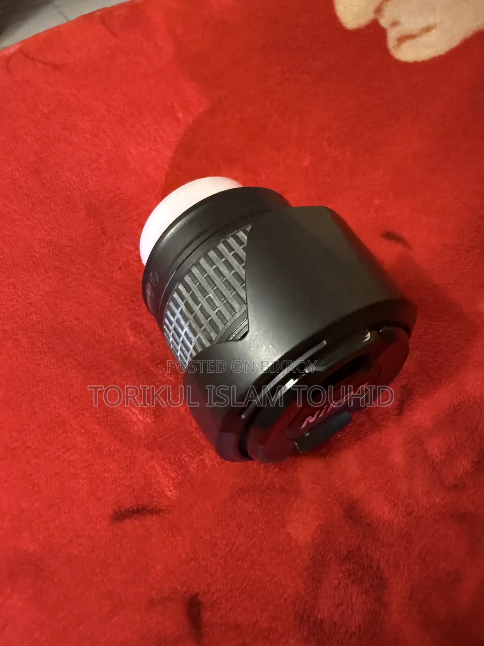 Nikon AF-P DX NIKKOR 18-55mm with Hood f/3.5-5.6G VR Camera Lens