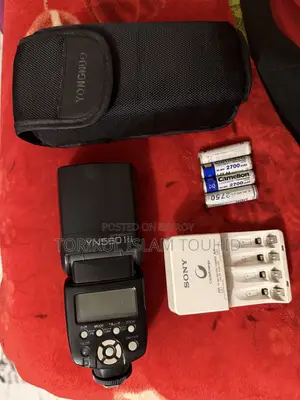 Yongnuo Yn560 Iii With Battery Charger Wireless Speedlite Flash