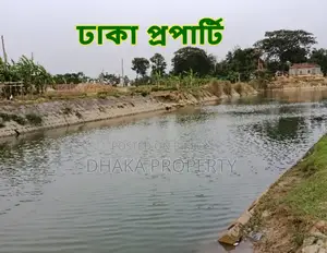 সেক্টর-১৬/এ তে ৬০ ফুট রাস্তা সংলগ্ন ৫ কাঠার লেক ভিউ পূর্বমুখী প্লট