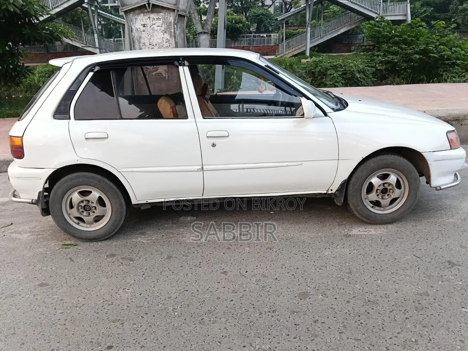 Toyota Starlet 1990 White