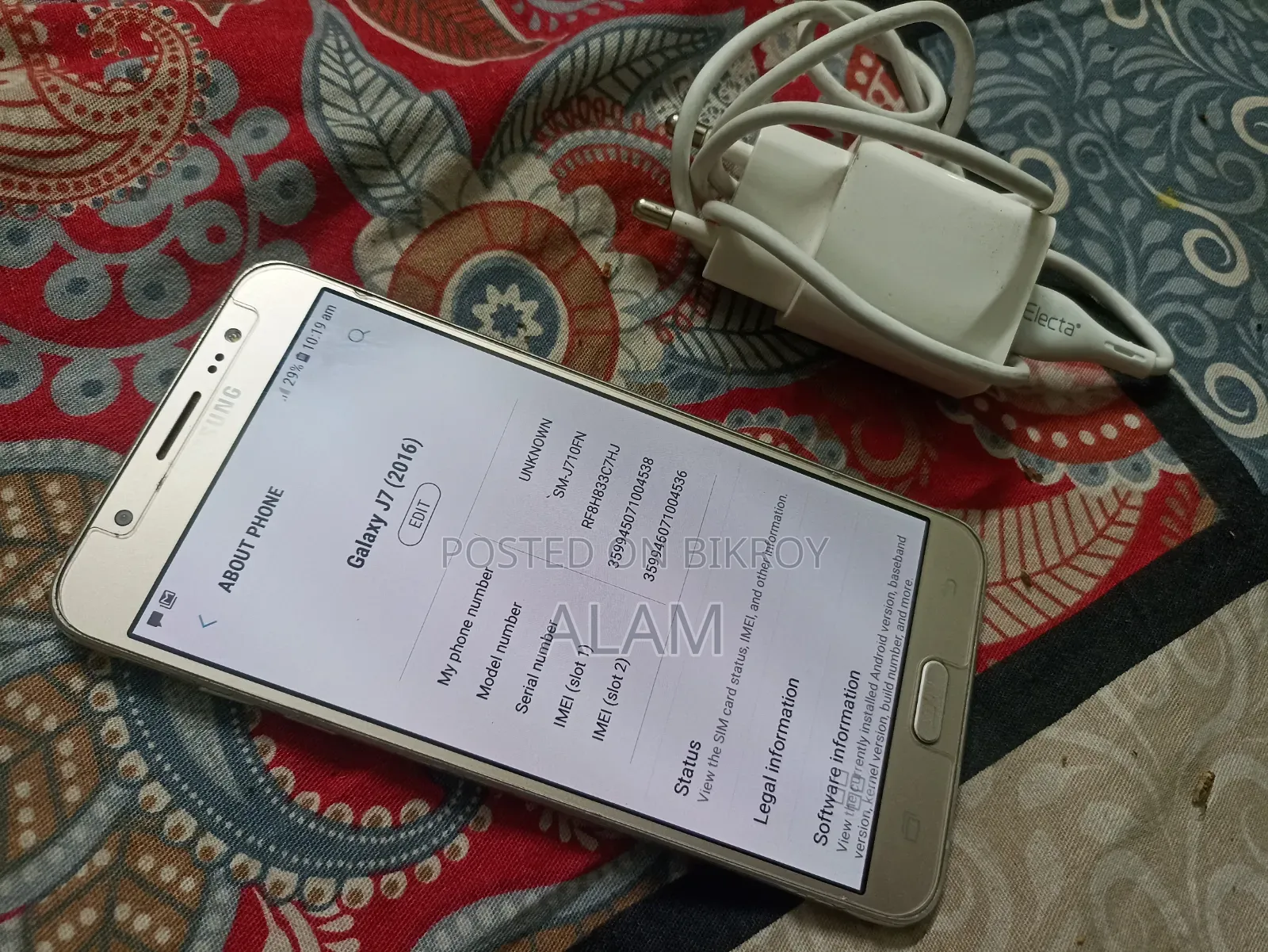 Samsung Galaxy J7 16 GB Gold