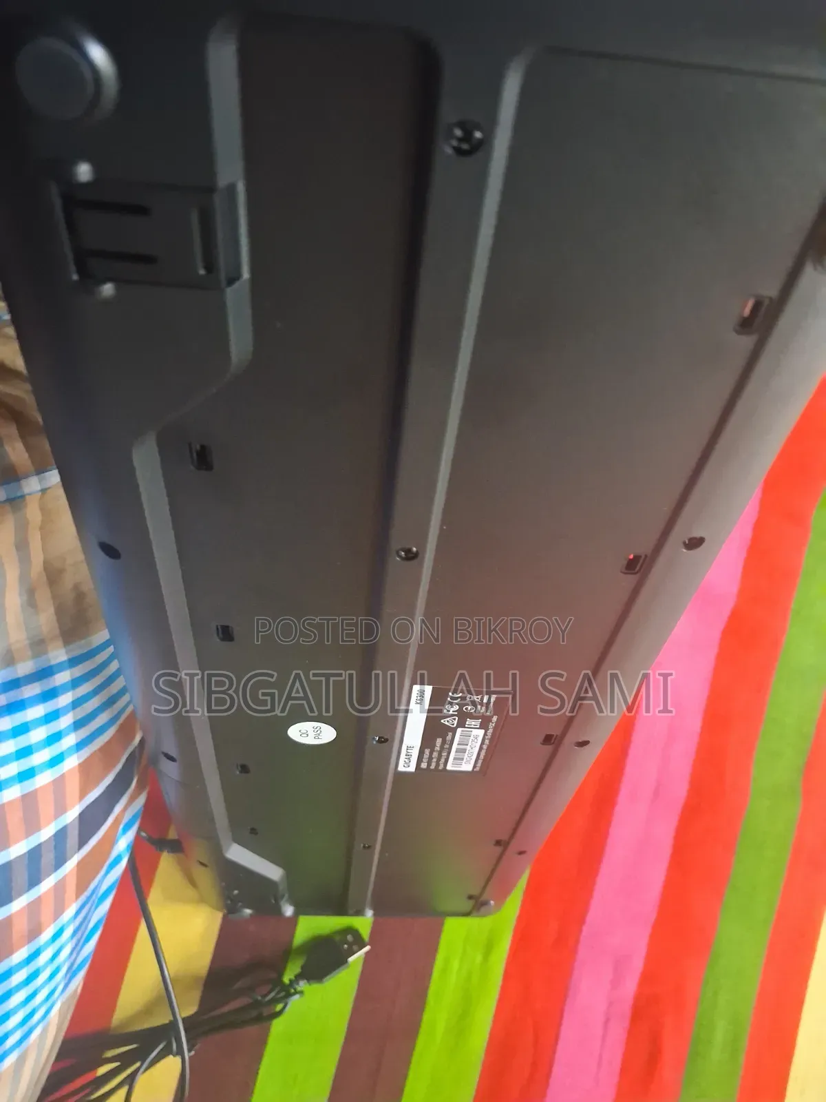 গিগাবাইট কেএম৬৩০০ কিবোর্ড