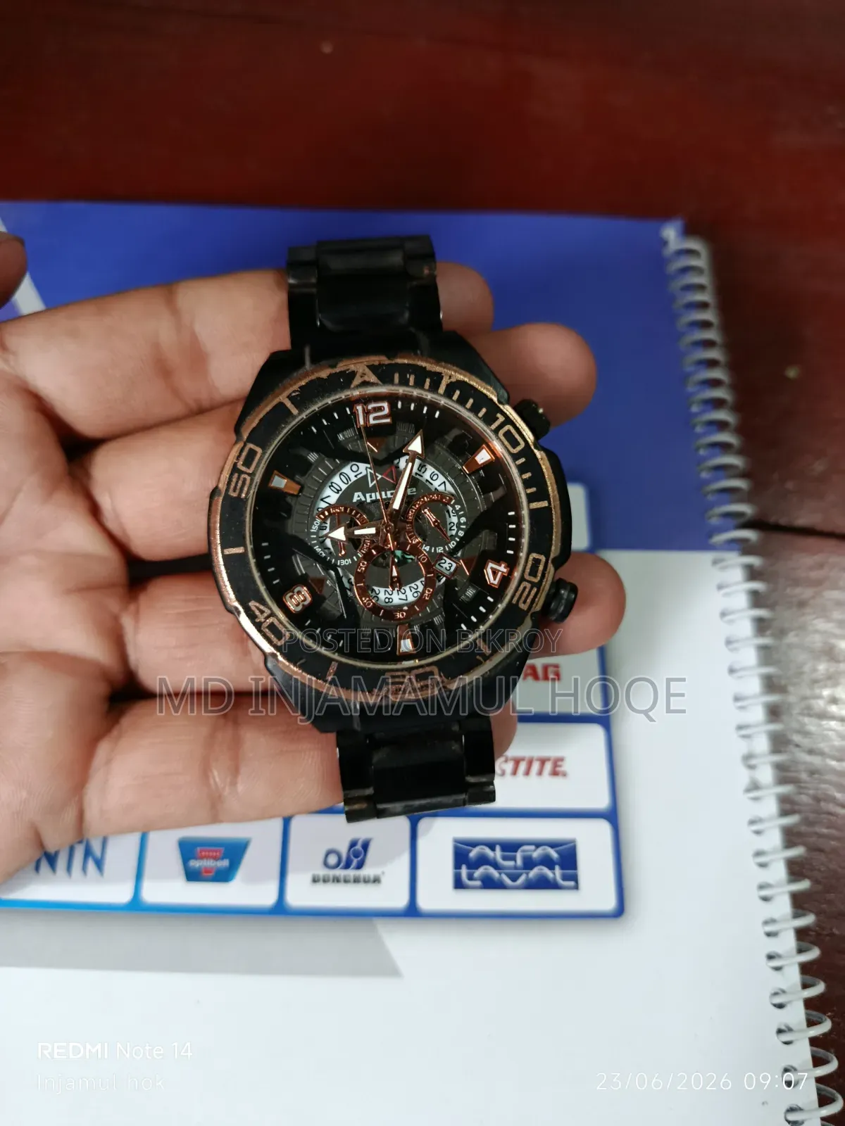 Apache Watch, Looking Awesome Formal and Casual.