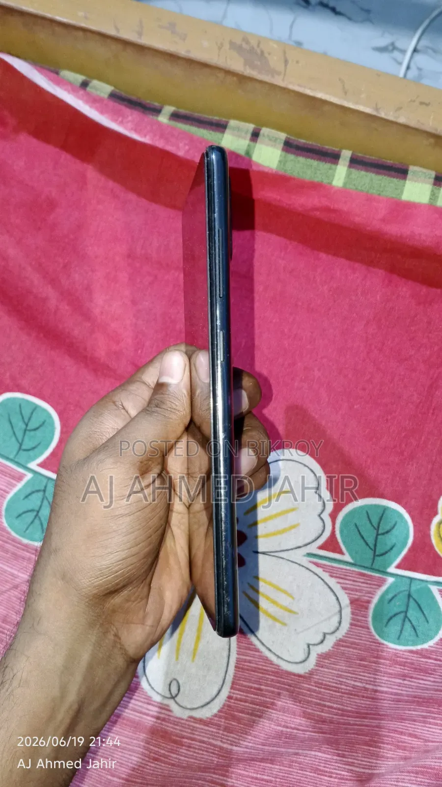 স্যামসাং গ্যালাক্সি এ৫১ ১২৮ জিবি কালো