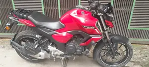 ইয়ামাহা এফজেডএস ভি৩ ২০২১ লাল