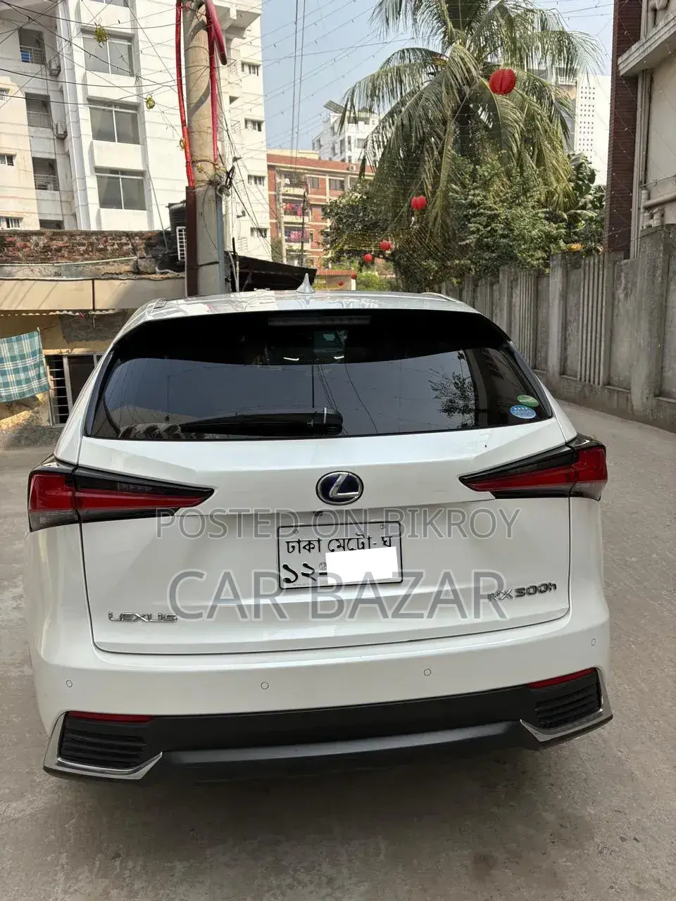 লেক্সাস এনএক্স ২০১৯ পার্ল