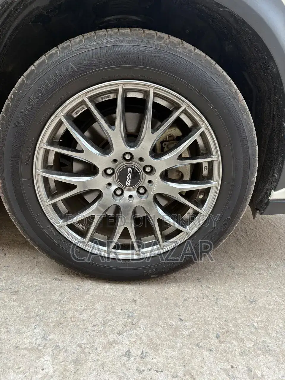 লেক্সাস এনএক্স ২০১৯ পার্ল