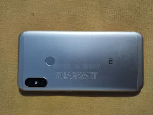 Xiaomi Mi A2 Lite 64 GB Gray