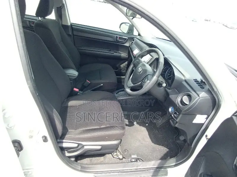Toyota Axio 2021 White