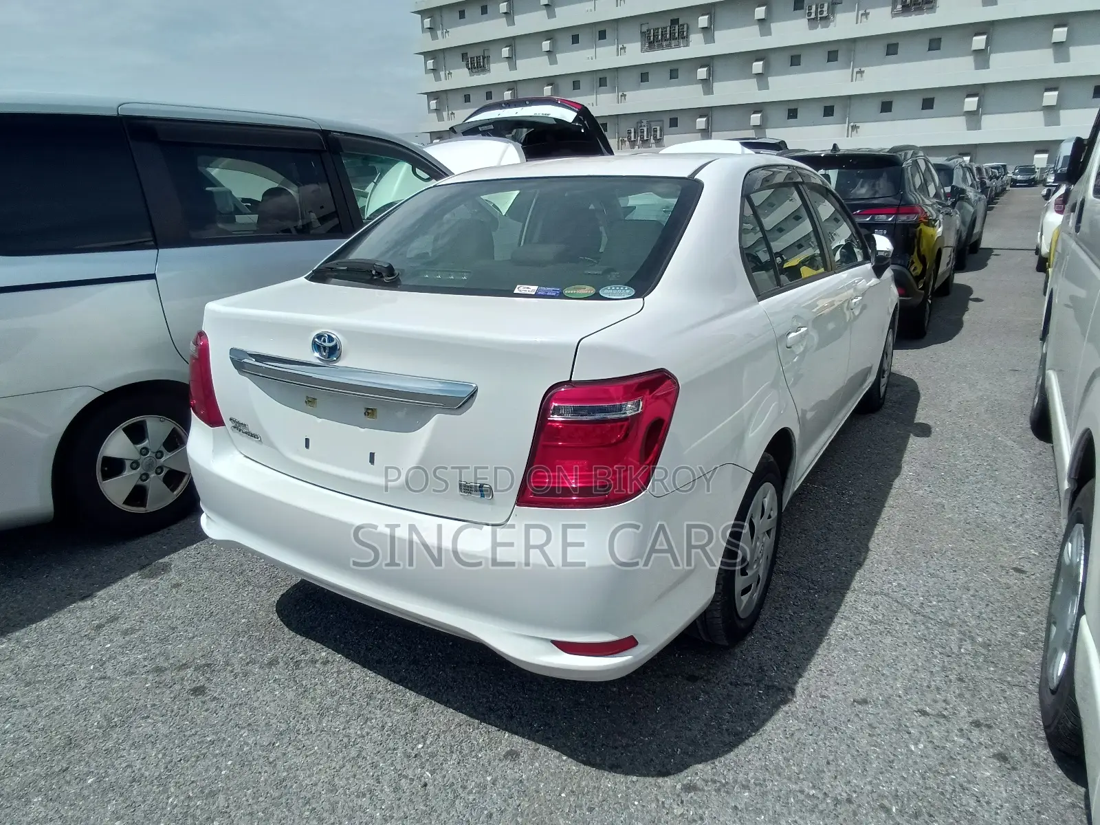 Toyota Axio 2021 White