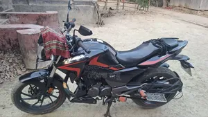 হিরো হাঙ্ক ২০২৩ ব্ল্যাক