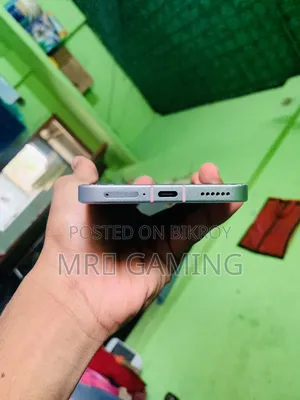 Xiaomi Redmi Turbo 4 Pro ২৫৬ জিবি সাদা