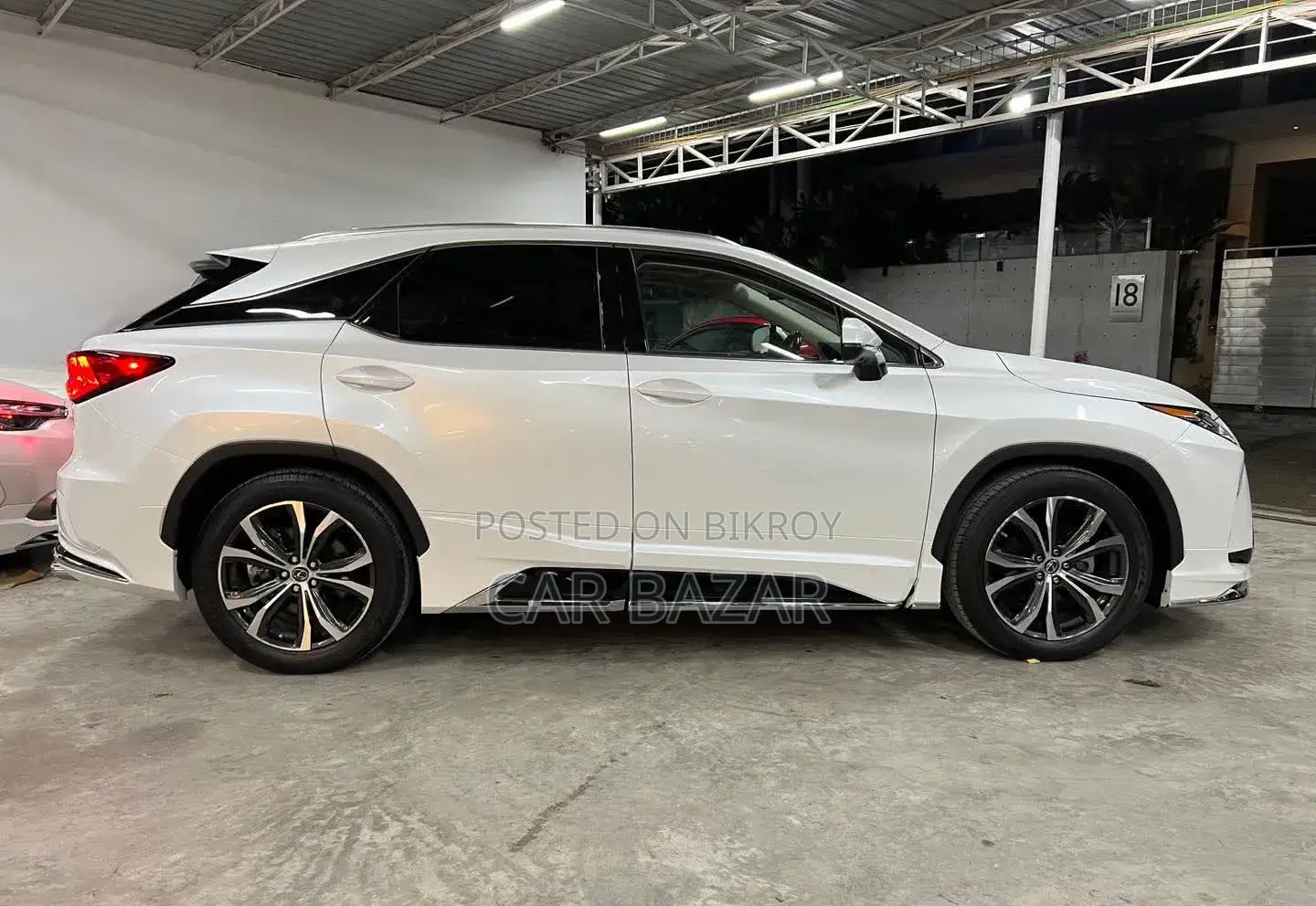 Lexus RX 2018 Pearl