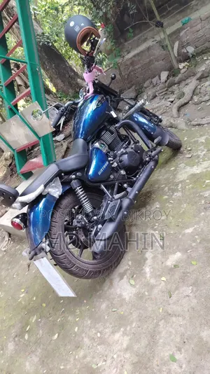 রয়্যাল এনফিল্ড মিটিওর ৩৫০ ২০২৬ ব্লু