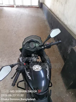 বাজাজ পালসার ১৫০ ২০১৬ কালো