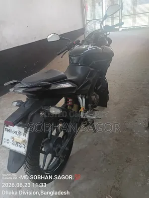 বাজাজ পালসার ১৫০ ২০১৬ কালো