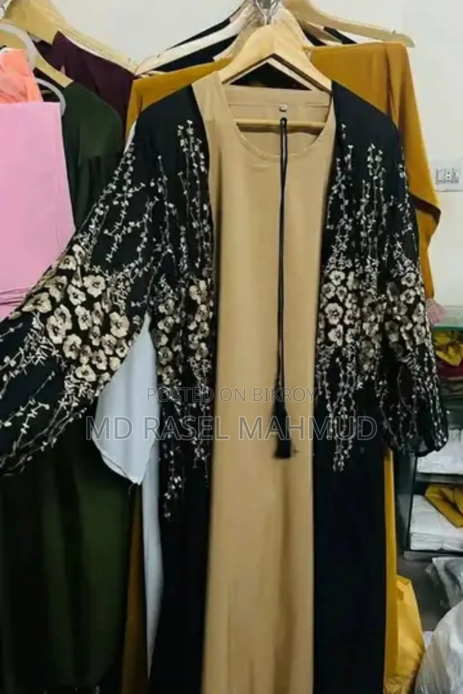 Premium Quality Dubai Abaya for Sale.