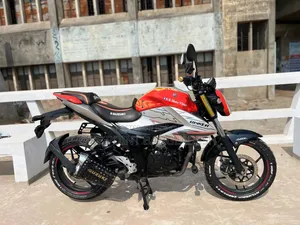 Suzuki Gixxer Fi ABS 2025 Orange
