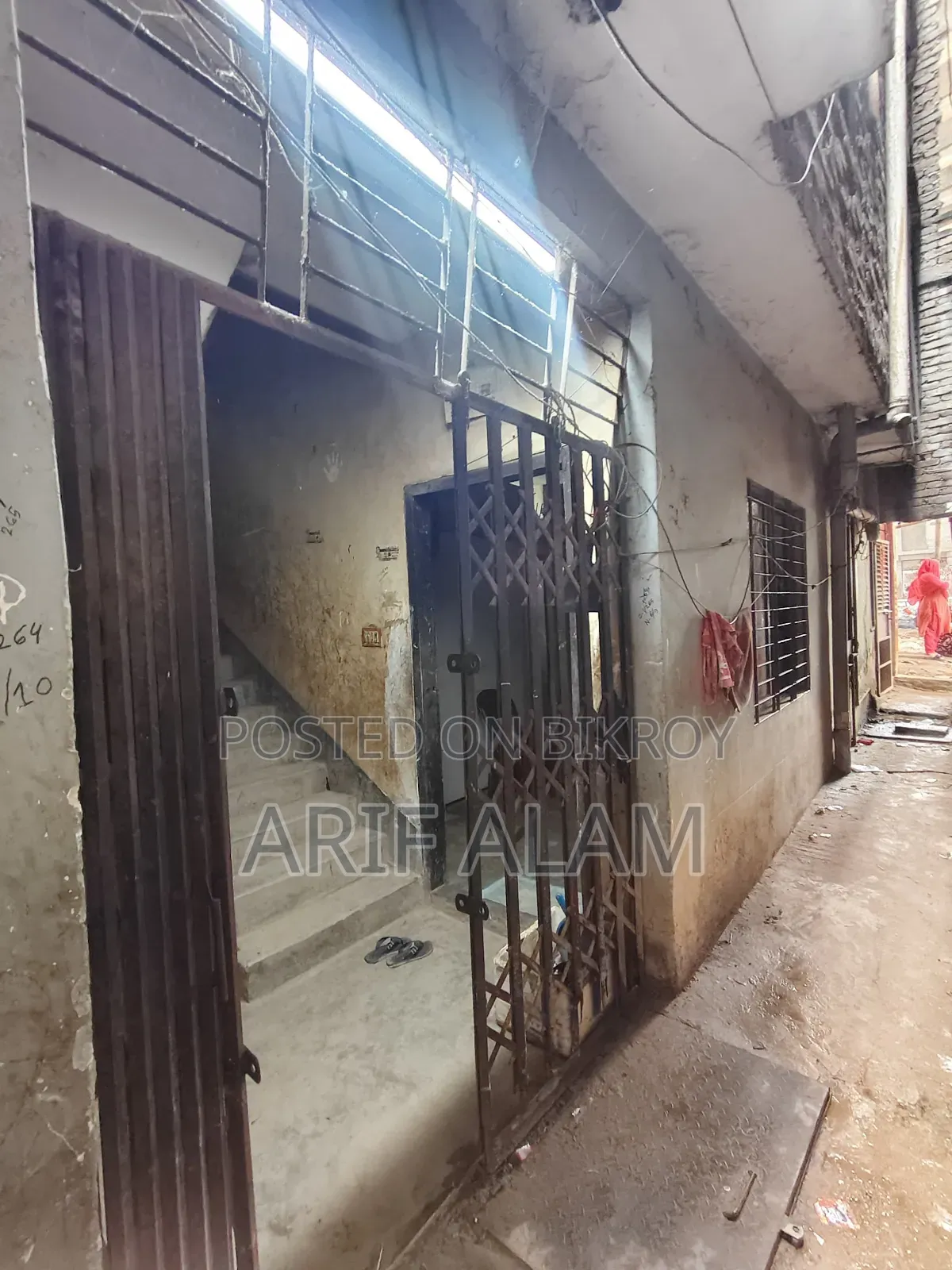 ১২ বেডরুমের বাড়ি ঢাকা, মগবাজারে বিক্রির জন্য