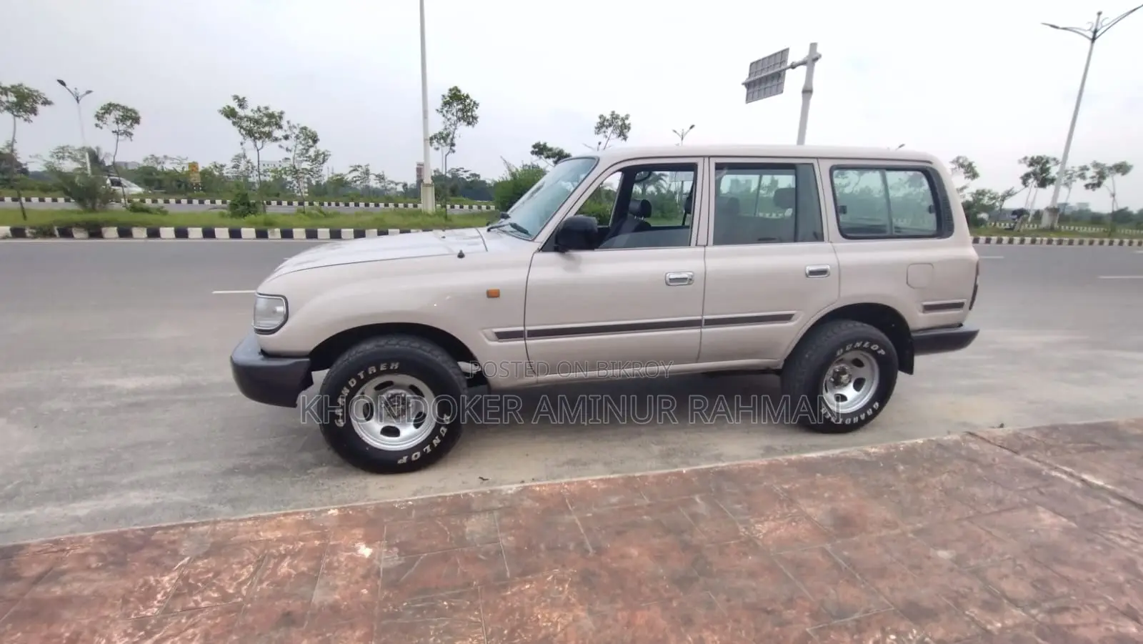 Toyota Land Cruiser 1996 Ivory
