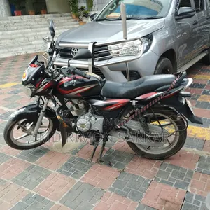 Bajaj Discover 125 2017 Red
