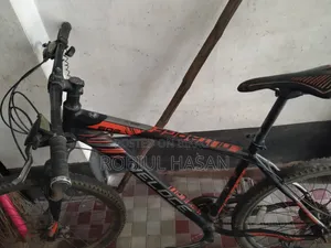 সাইকেলটি পড়ে আছে তাই বিক্রি করা হবে