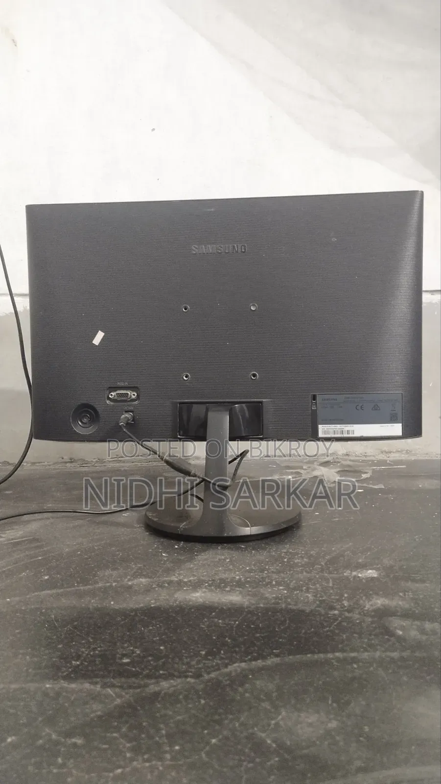 Monitor for sale. Samsung 19"