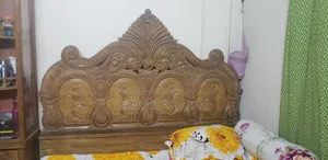 Full Bedroom Set for Sale Including Bed, Almirah, and Dressing Table