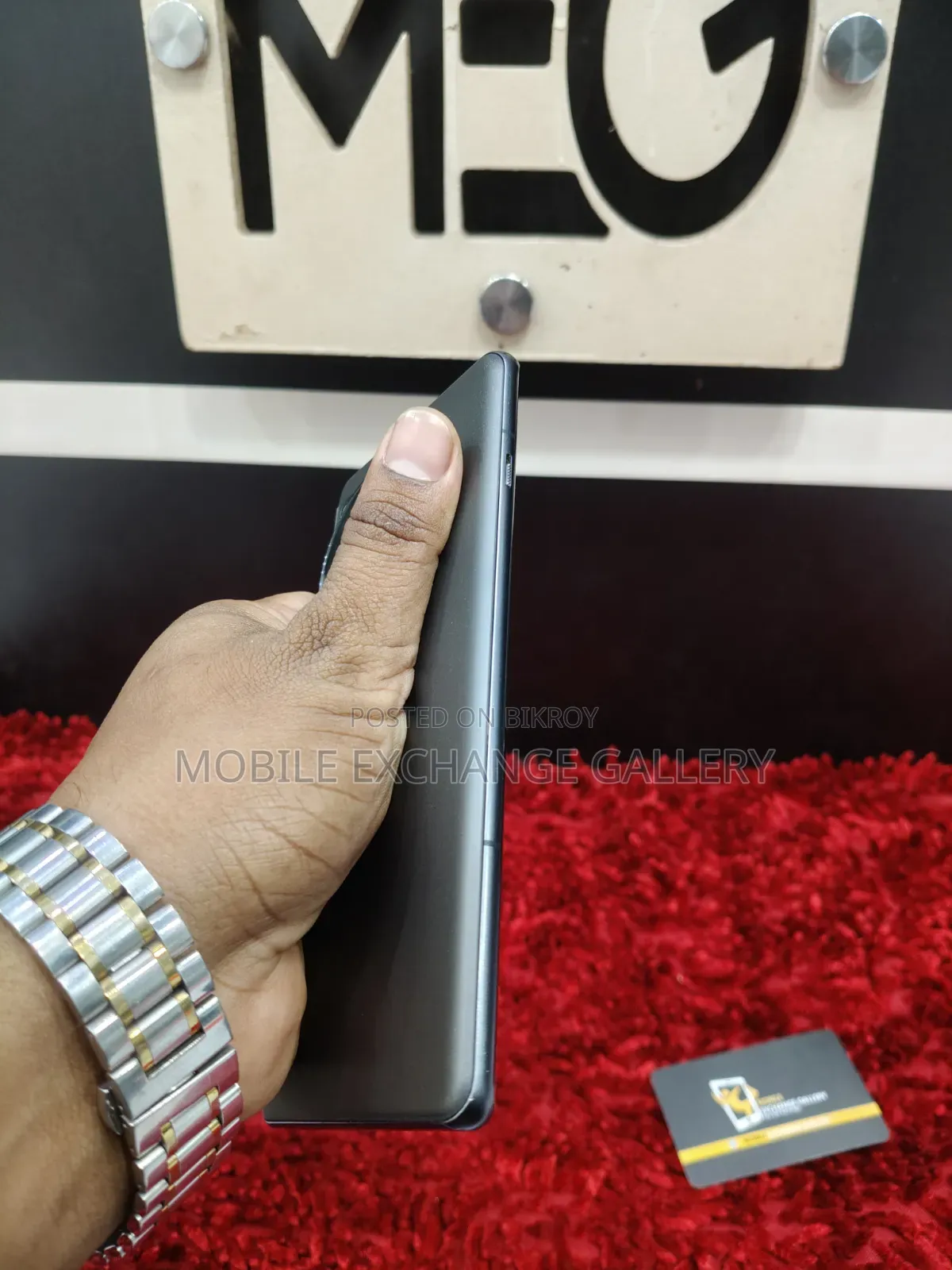 ওয়ানপ্লাস ১২আর ১২৮ জিবি ব্ল্যাক