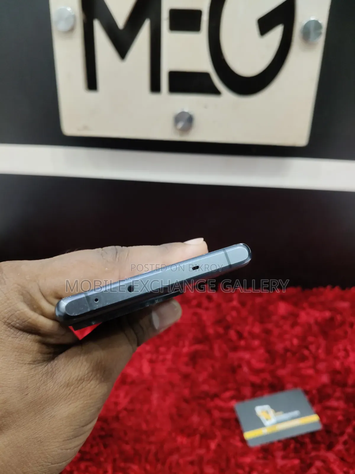 ওয়ানপ্লাস ১২আর ১২৮ জিবি ব্ল্যাক