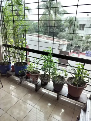 ফার্নিশড ৩ বেডরুমের অ্যাপার্টমেন্ট, শেলটেক সঞ্চারী, মোহাম্মদপুর বিক্রয়ের জন্য
