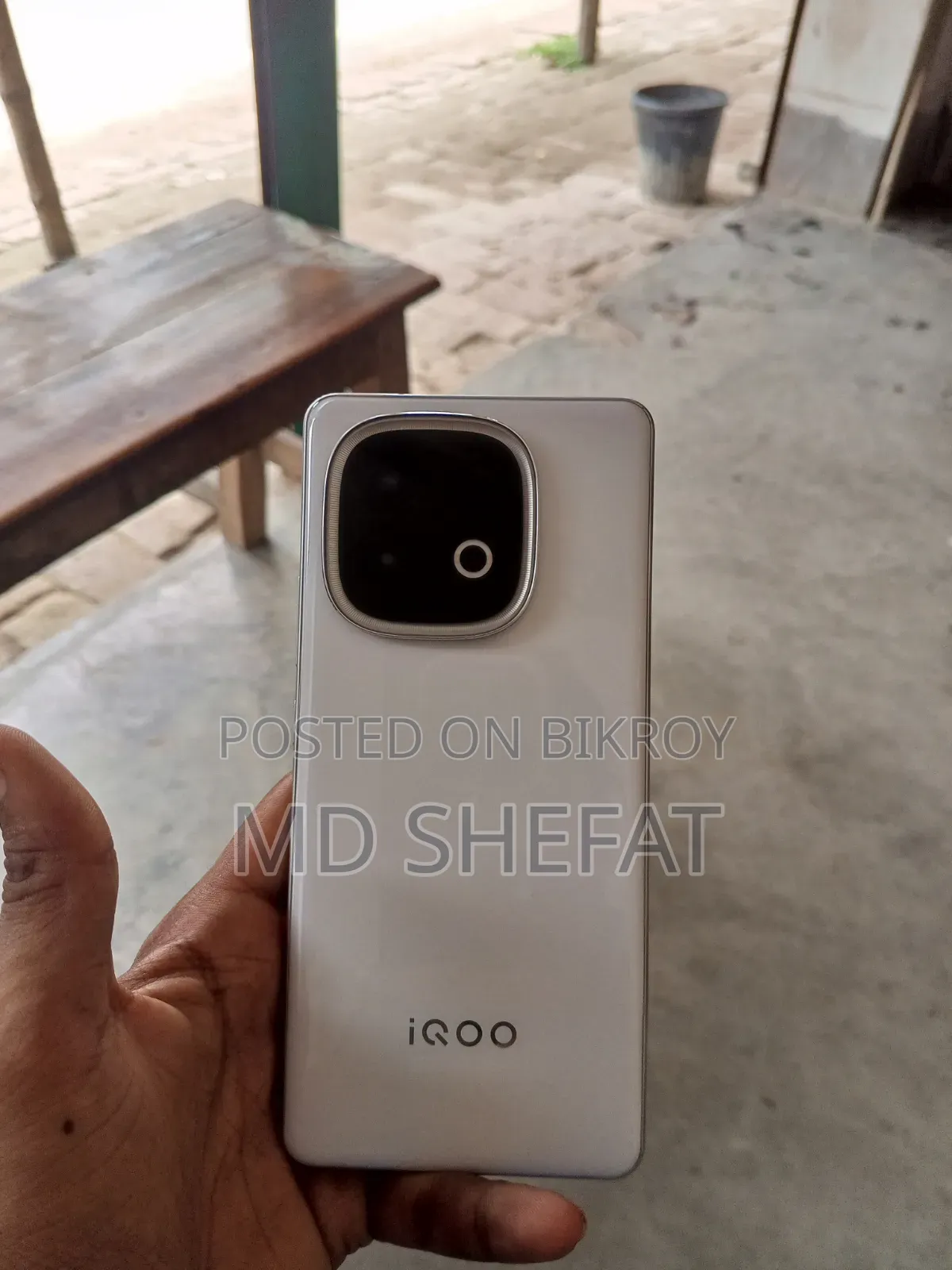 iQOO Z10 256 GB White