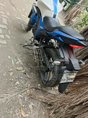 সুজুকি জিক্সার মনোটোন ২০১৯ নীল