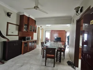 গুলশানে ৩ বেডরুমের ফার্নিশড অ্যাপার্টমেন্ট ভাড়ার জন্য