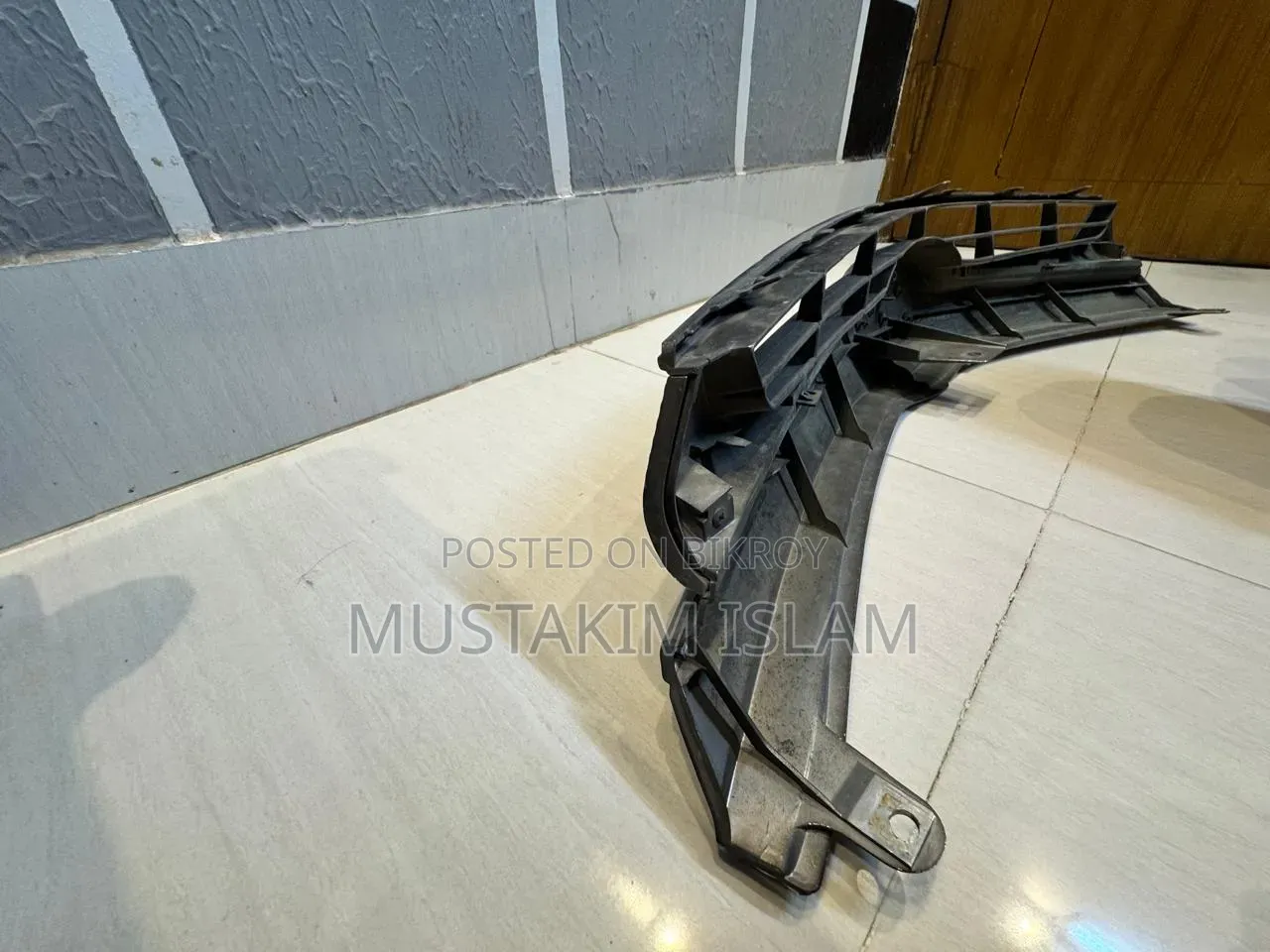 Original Toyota Axio 2014 Hybrid Front Grill With Logo