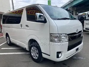 Toyota HiAce 2021 Pearl