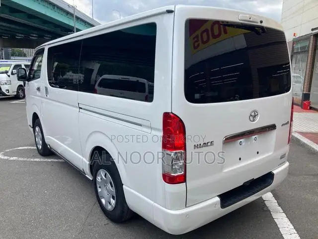 Toyota HiAce 2021 Pearl