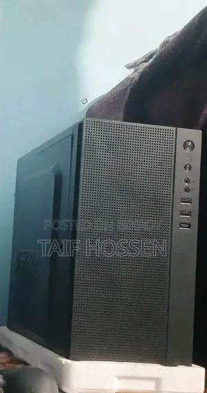 Desktop Computer 8GB AMD Ryzen 5 SSD 256GB