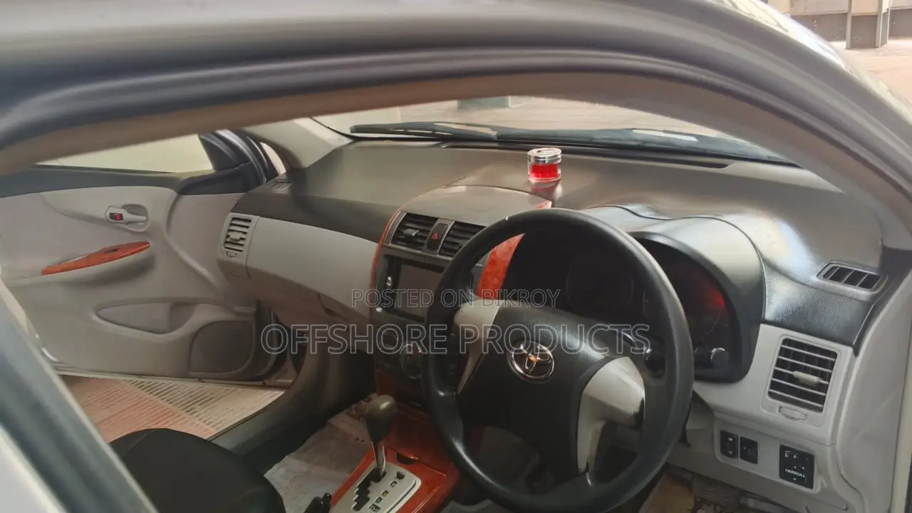 Toyota Axio 2012 Silver