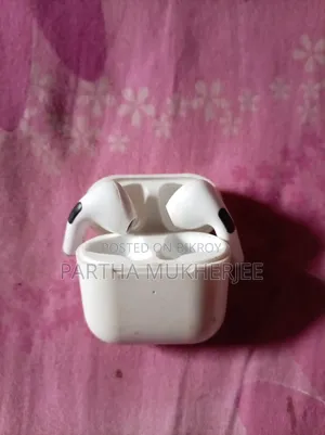 Airpods Pro (Master Copy) with good battery backup for sale