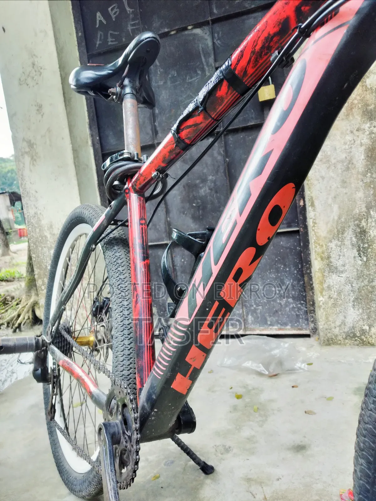 Hero Herrier 77