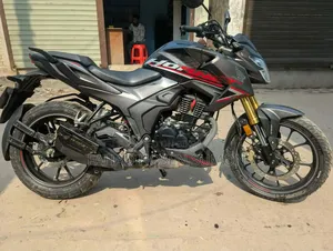 Honda Hornet 2024 Black
