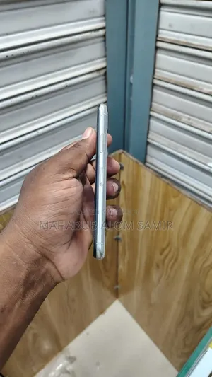 Apple iPhone X 256 GB White